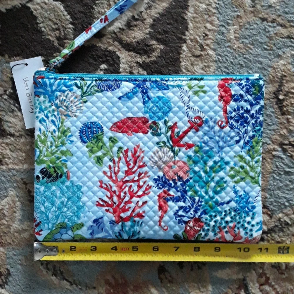 7x*Host Pick*Vera Bradley adorable wristlet - Picture 13 of 16